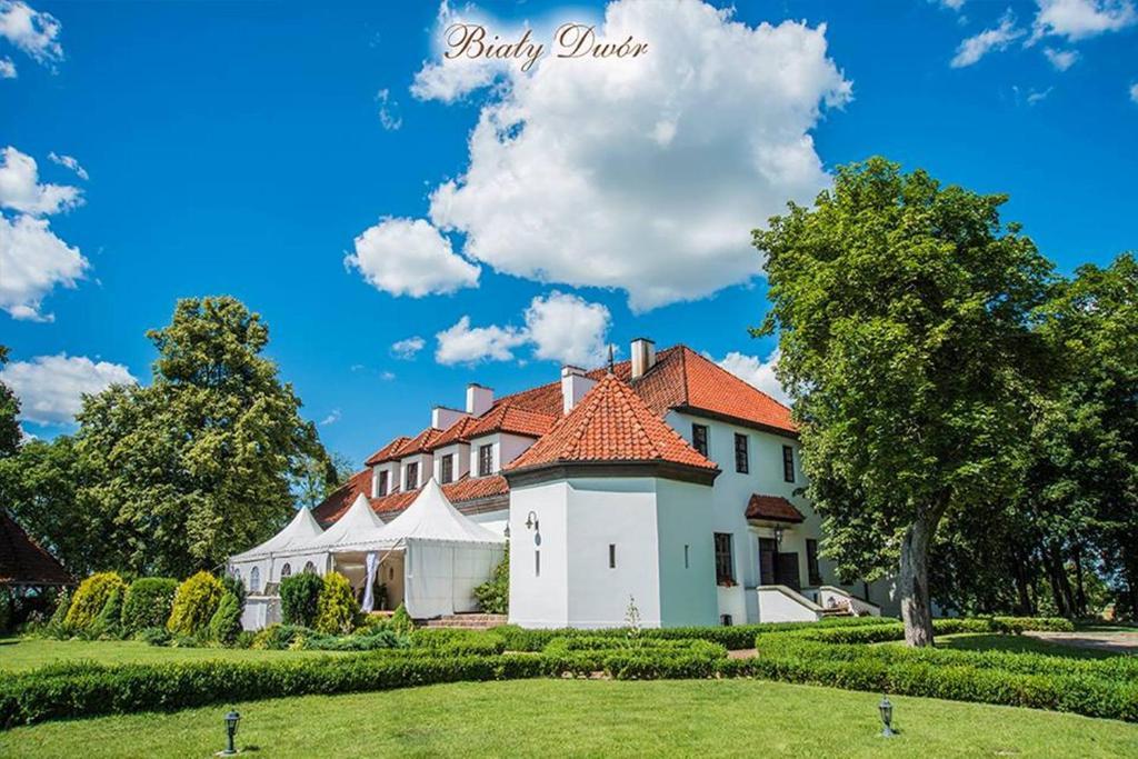 Bed and Breakfast Bialy Dwor Kwidzyn Exterior foto